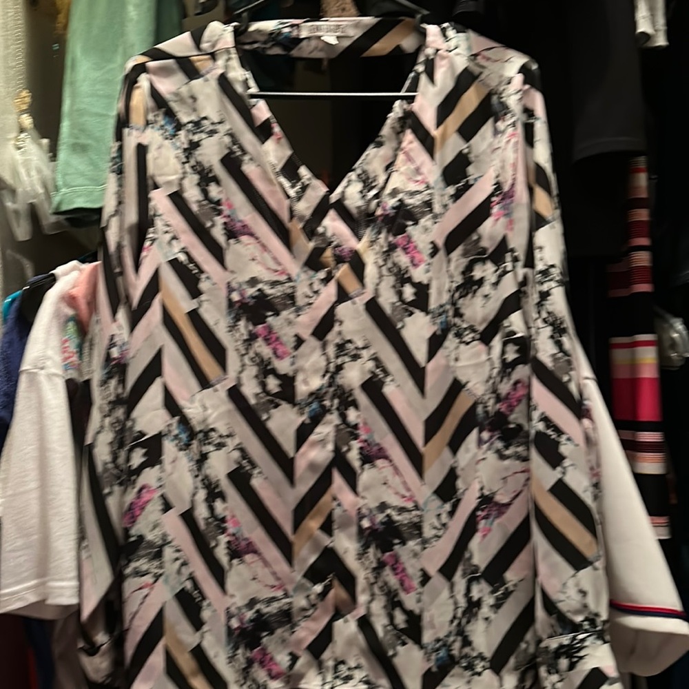 Jennifer Lopez blouse